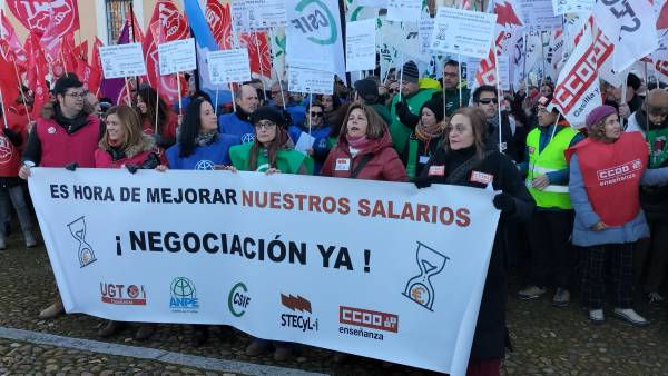 CCOO exige unas mejoras retributivas y laborales del profesorado